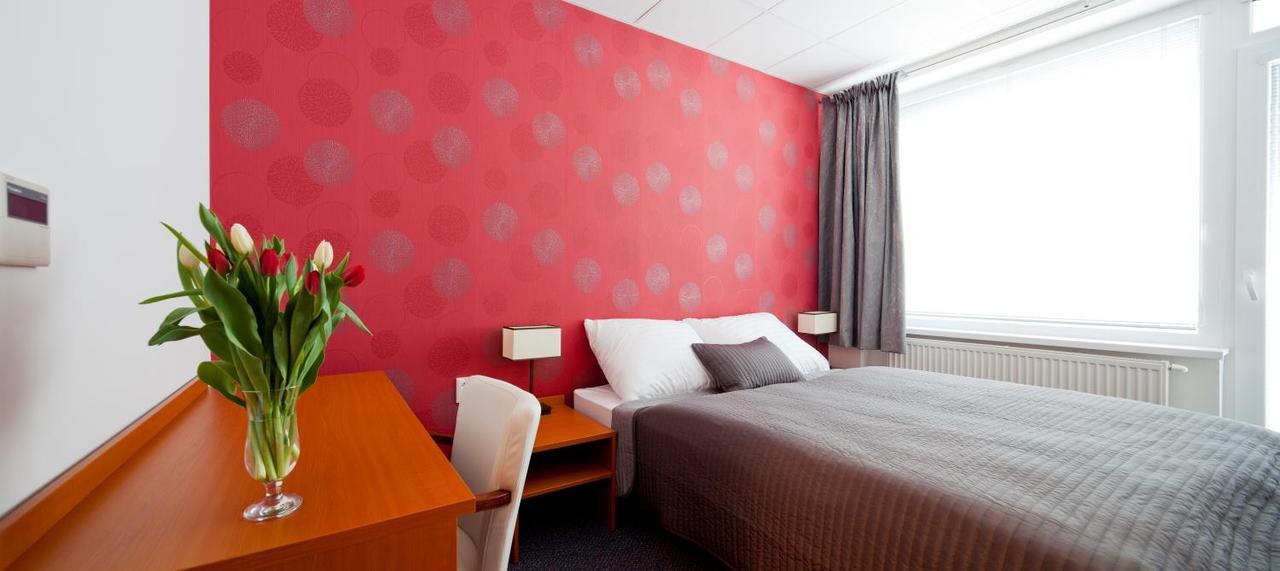 Hotel Limba CTT Tvrdosin Bagian luar foto