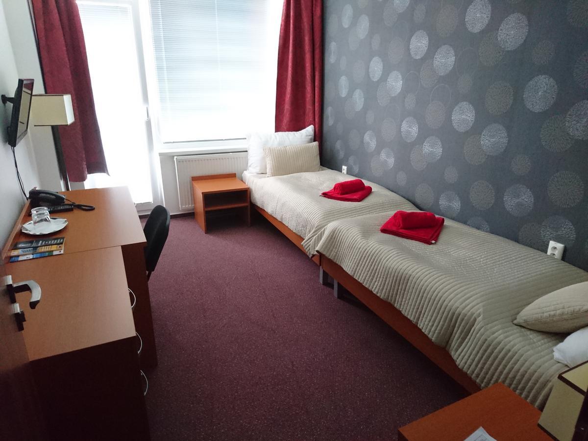 Hotel Limba CTT Tvrdosin Bagian luar foto